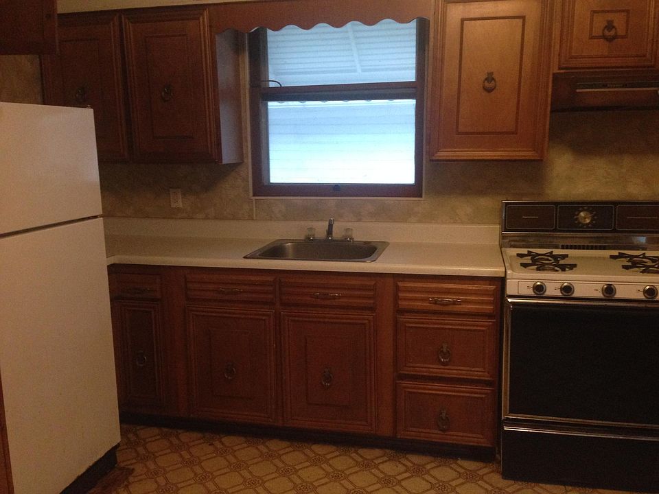 2nd image of 606 Oliver Ave #C