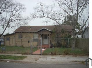 2702 Sarita St, Corpus Christi, TX 78405