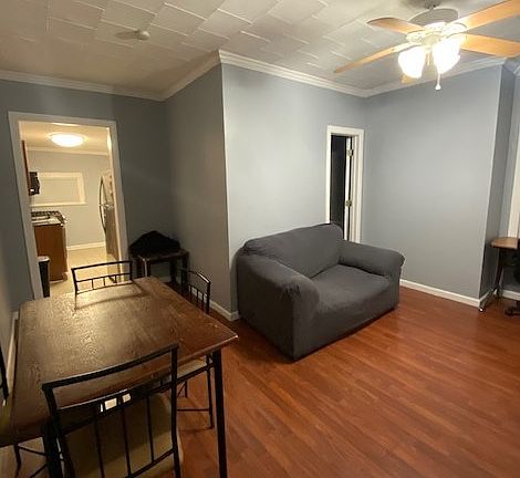 2nd image of 1436 E Genesee St #11