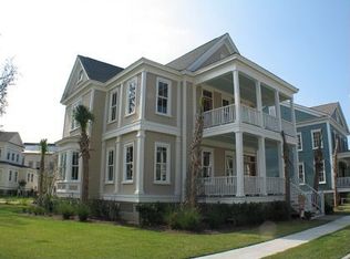 725 Stucco Ln, Mt Pleasant, SC 29464