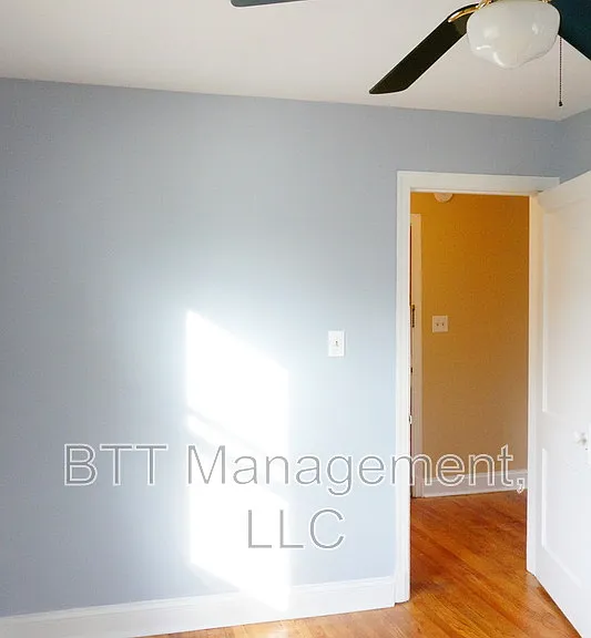 8400 Greenwood Ave #4 — Photo 64