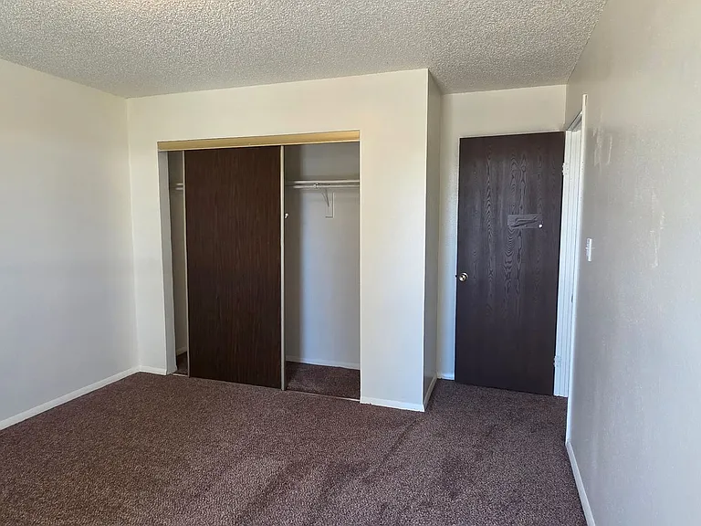 2525 Pattison Ave — Photo 9