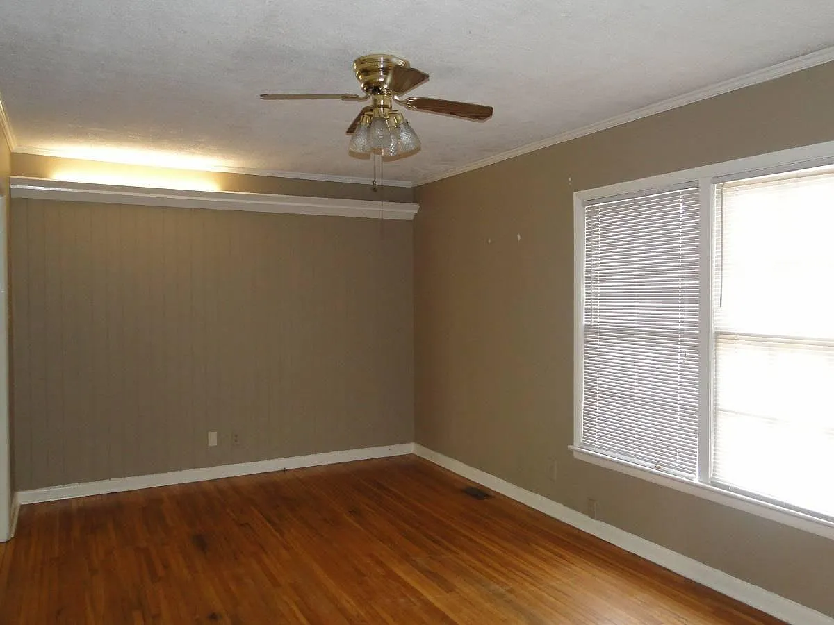 Building Photo - 6508 Westover Dr