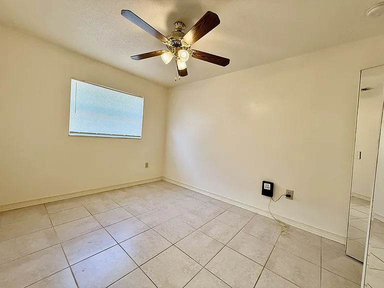 1950 W Lake Brantley Rd — Photo 24