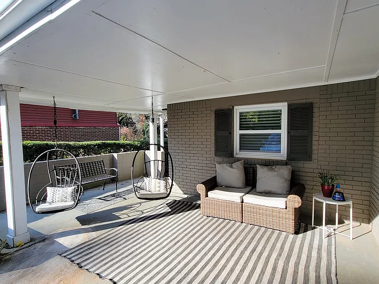 3010 Santa Monica Dr — Photo 4