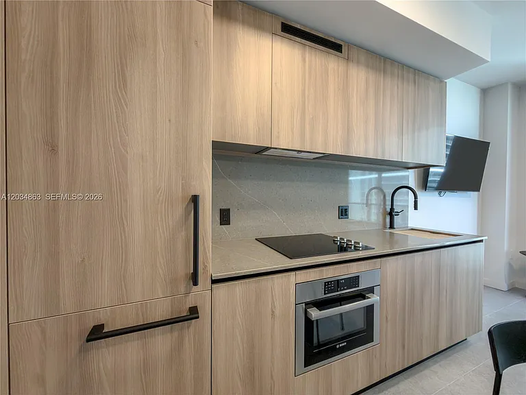 121 NE 5th St #2211 — Photo 11