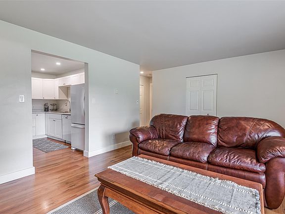 4th image of 164 Crawford Rd