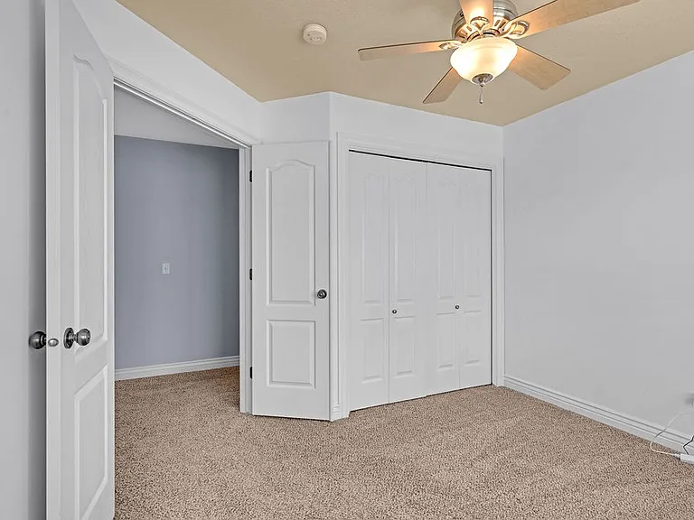 2093 E View Dr — Photo 8
