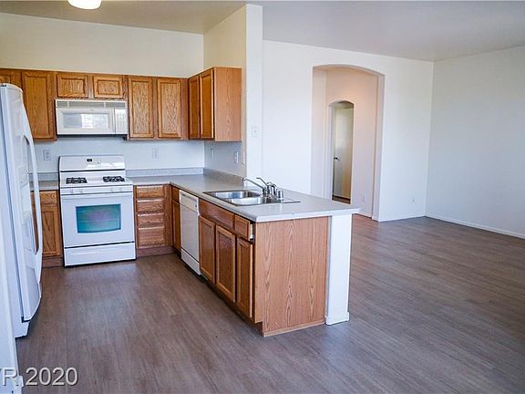 2nd image of 6596 Cotsfield Ave