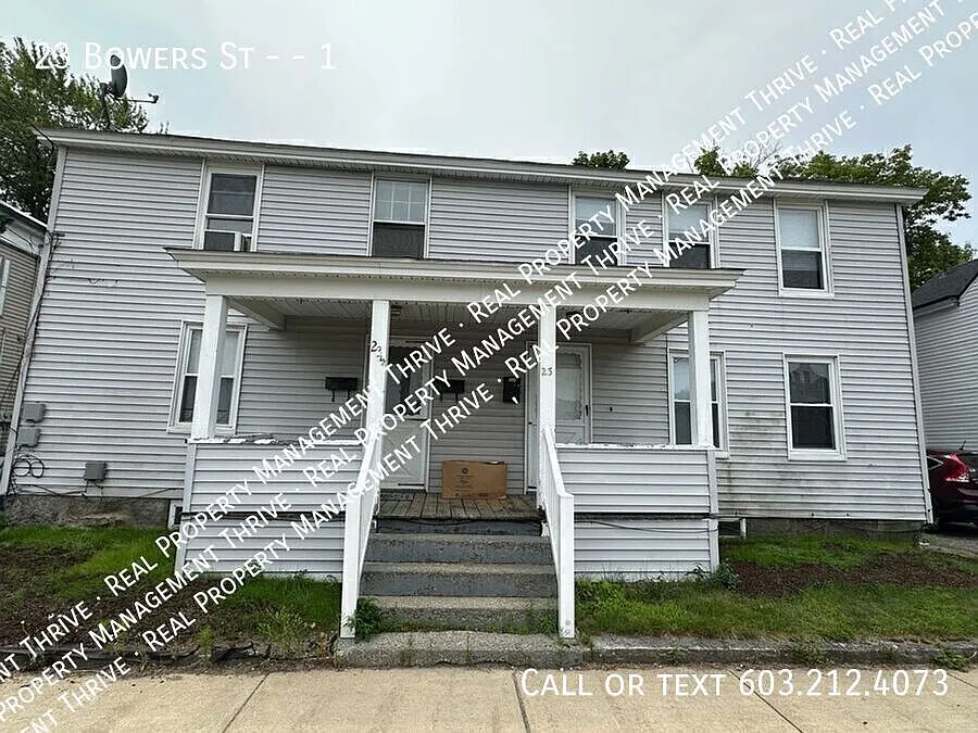 2 Bedroom, 1 Bath Duplex — Photo 1