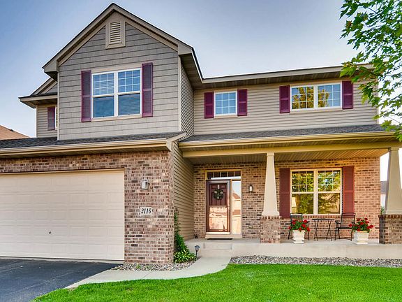 2nd image of 2116 Sandhill Dr