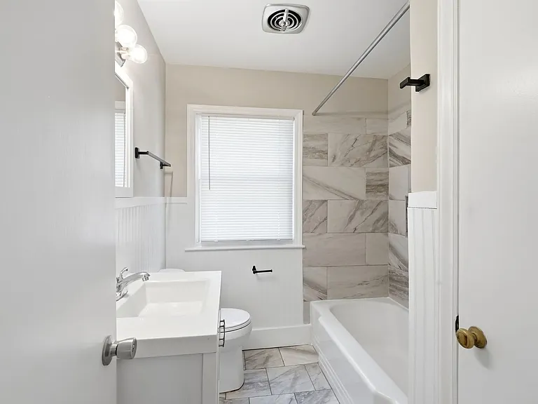 1230 Roanoke Ave — Photo 33