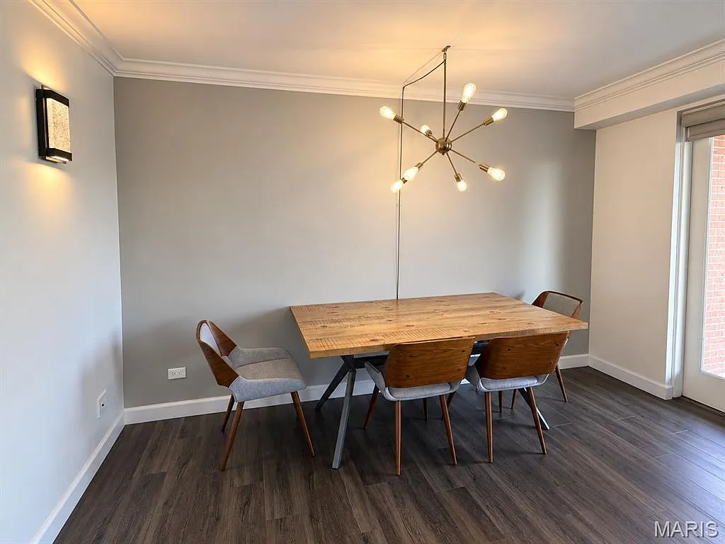 2 bed, 1.0 bath, 980 sqft, $2,250 — Photo 4
