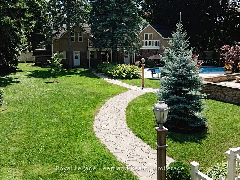 5 Cobourg St #100 — Photo 30