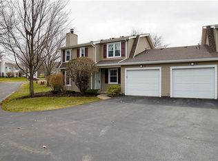 36 Blue Ridge Rd, Penfield, NY 14526