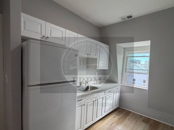 108 Cherry St #4