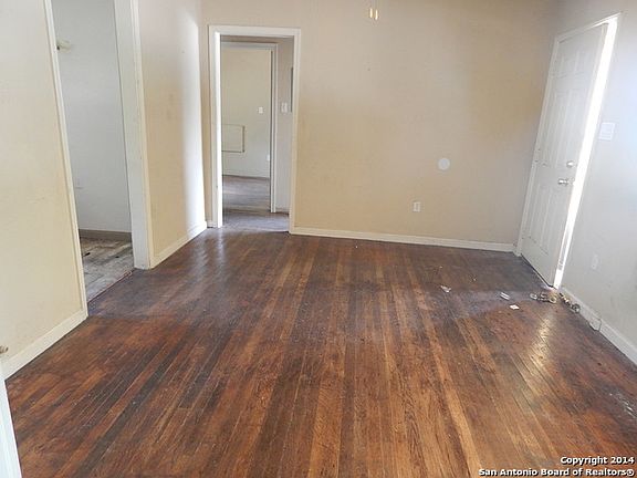 3rd image of 123 Bradford Ave