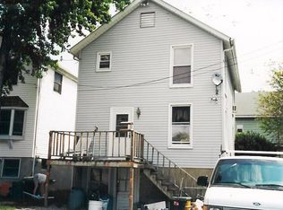 9 Hill St, Washington, NJ 07882