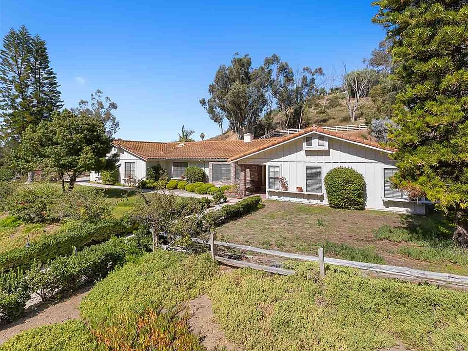 1st image of 25960 Kaywood Way