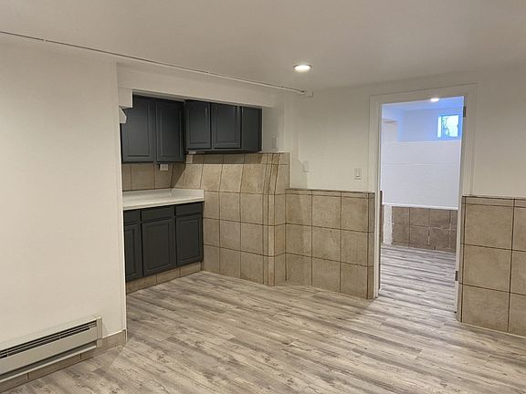 5th image of 538 Crocker Ave