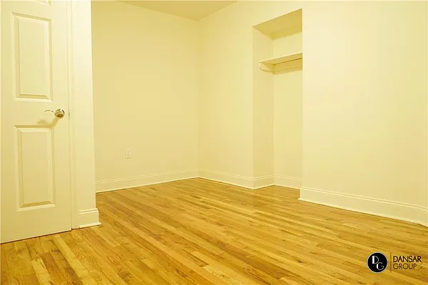 Rented by JK Dansar Corp | media 44