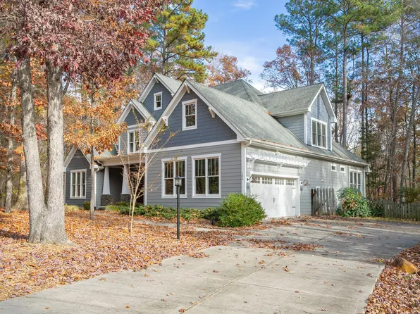 106 Farrington Dr, Chapel Hill, NC 27514