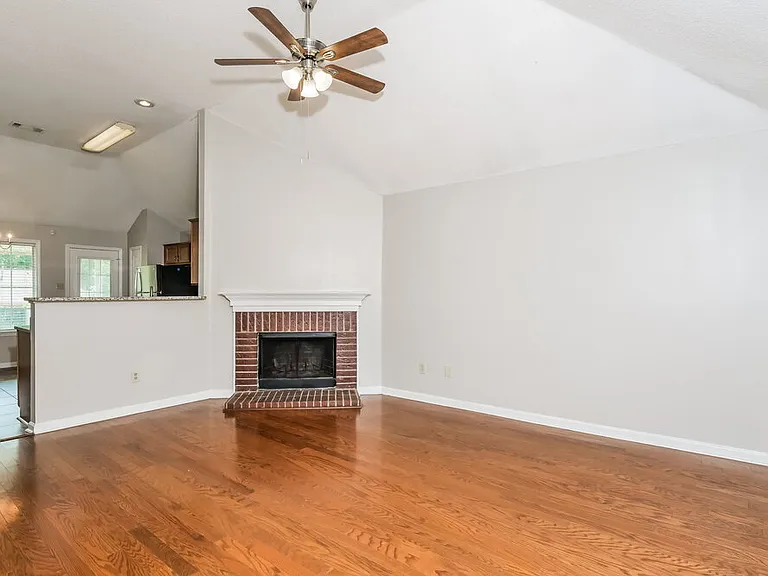3846 Walden Meadow Dr — Photo 4
