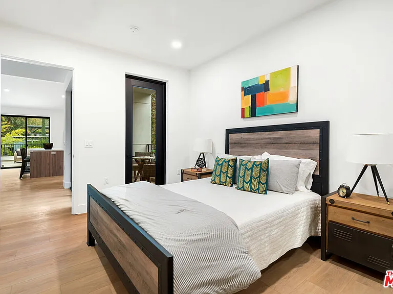 3659 1/2 Regal Pl — Photo 29