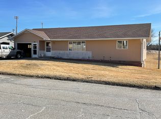 2021 Elm St, Elk Horn, IA 51531
