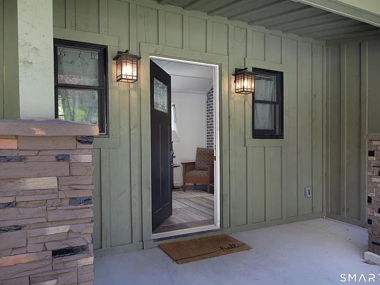 9 Woodcrest Ln — Photo 20