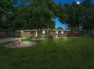 61560 Druid Ln, South Bend, IN 46614