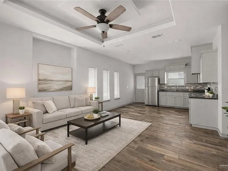 5800 Nightingale Ave #2 — Photo 3