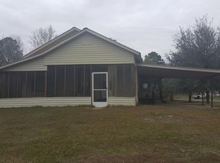 806 White Ave, Graceville, FL 32440