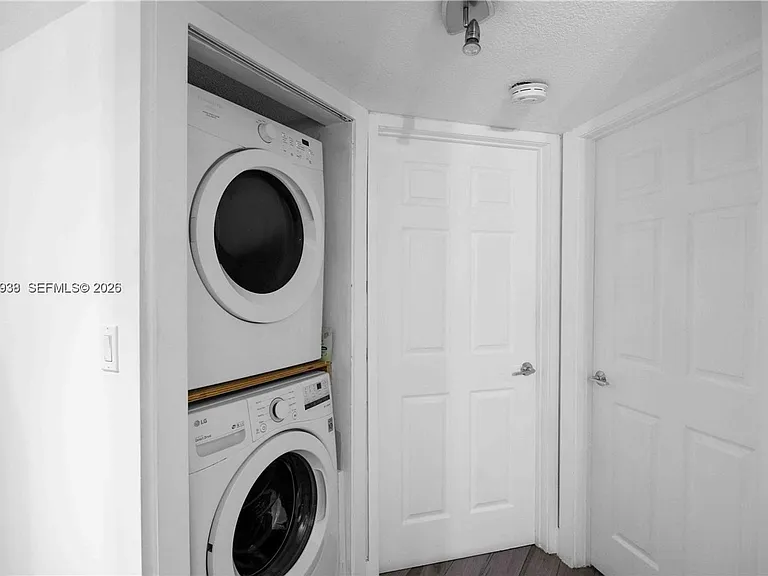 12505 NW 11th Ln #109 — Photo 13
