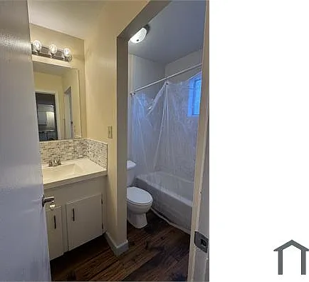 308 E Walker St #4 — Photo 8