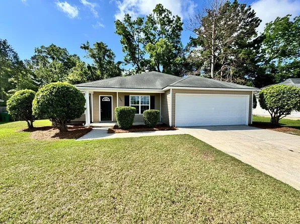 5341 Branch Point Dr, Valdosta, GA 31605