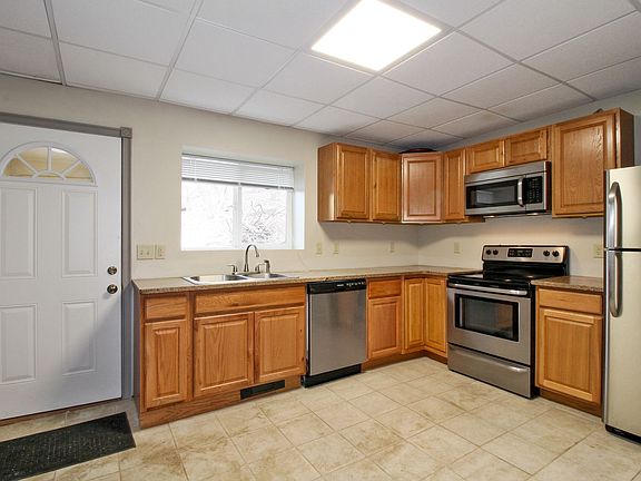 2nd image of 270 Gidney Ave