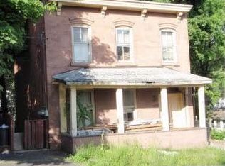 42 Ravine St, Kingston, NY 12401