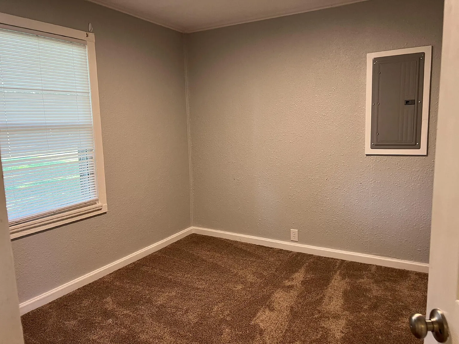 2 bed, 2.0 bath, 800 sqft, $1,450 — Photo 4