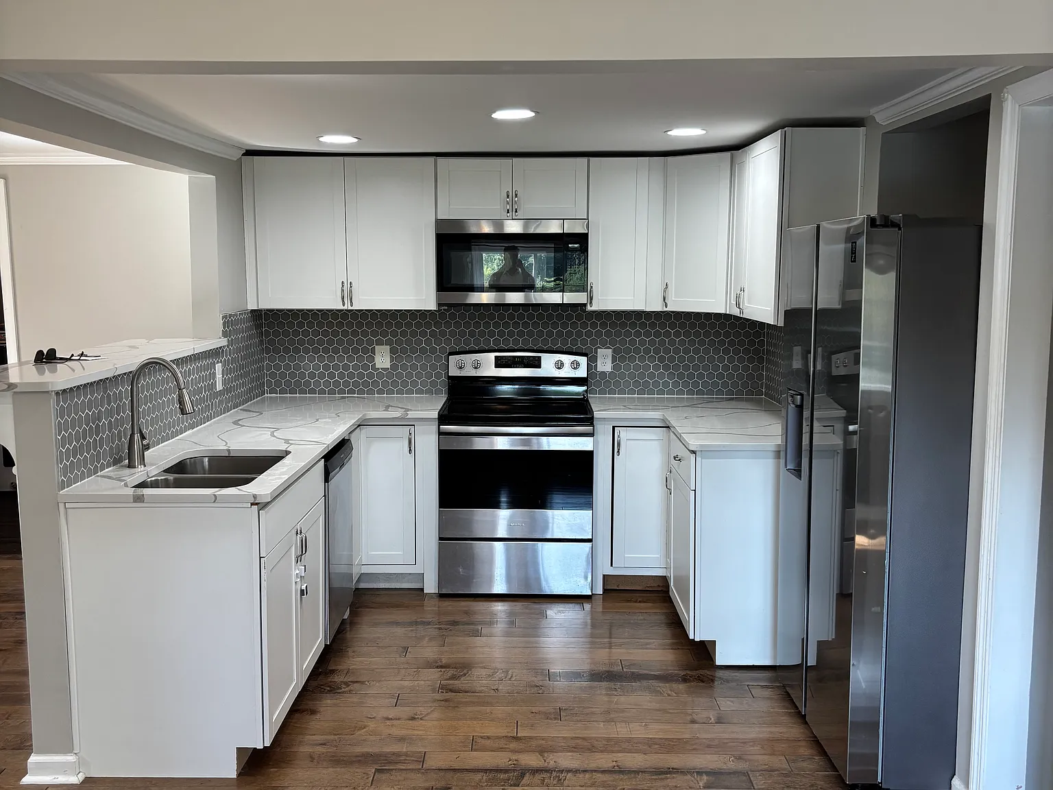 3315 Borders St — Photo 3