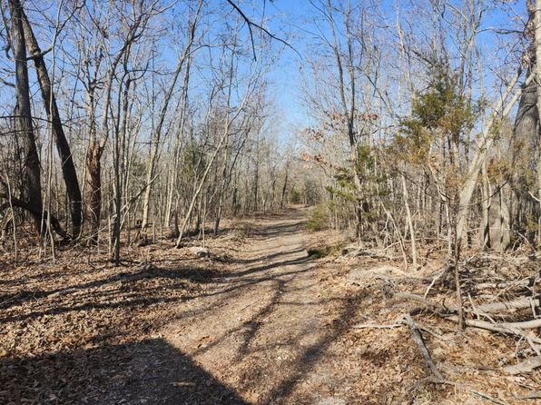 000 Private Road Off E Highway, Hartville, MO 65667