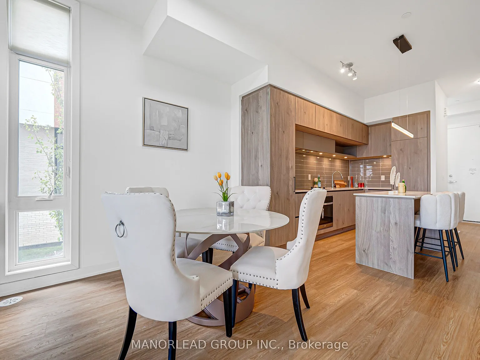 2 bed, $2,700 — Photo 4