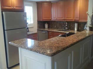 103 Dorset Dr #C, Boca Raton, FL 33434