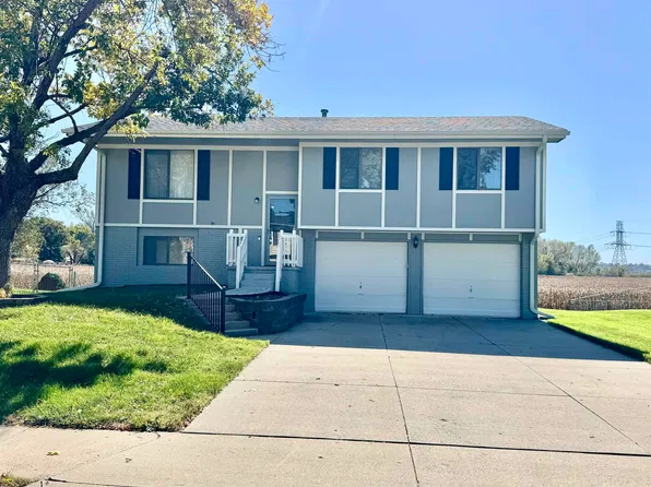 5129 Galloway St, Omaha, NE 68157