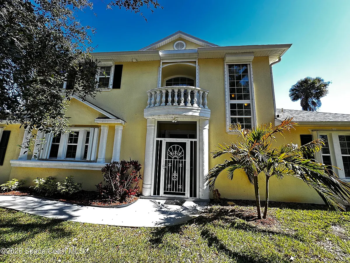 Building Photo - 7130 S Tropical Trl