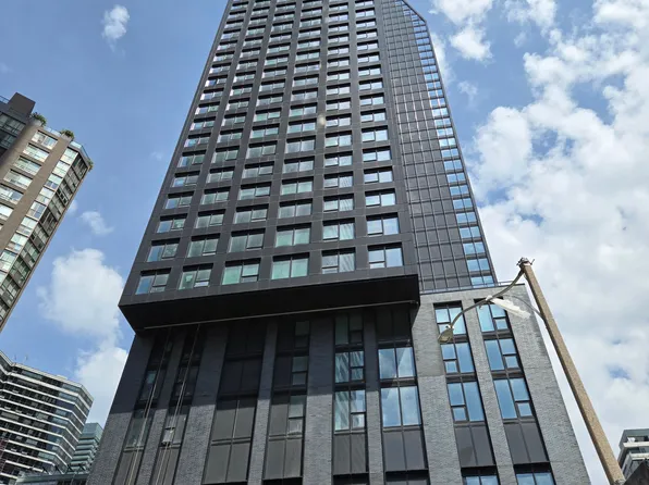 8 Wellesley St W, Toronto, ON