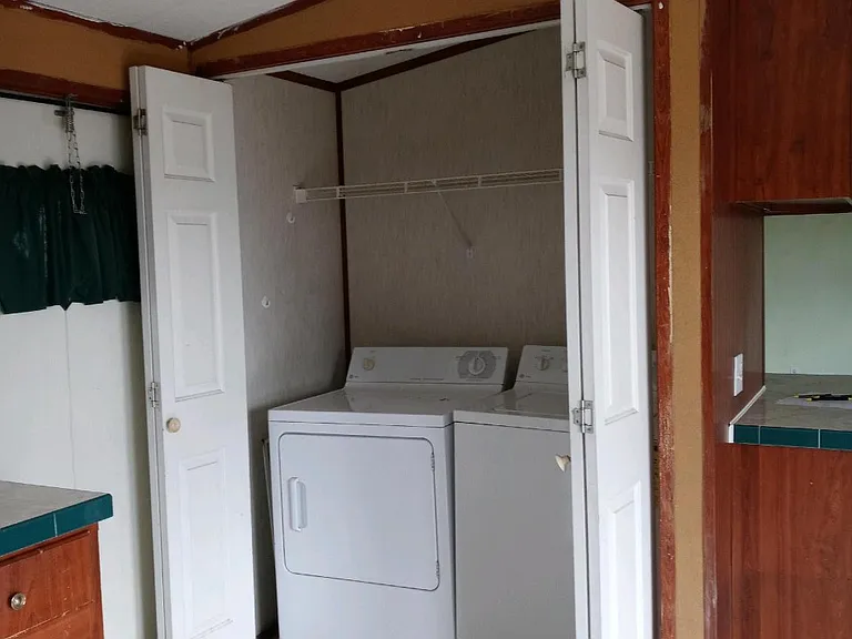 169 Middle Ave #37 — Photo 15