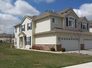 470 Telluride Dr, Gilberts, IL 60136