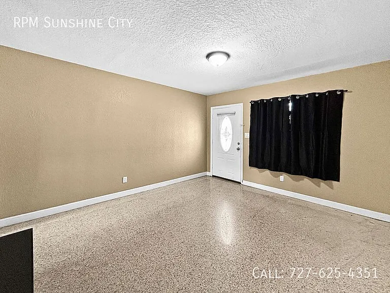 2613 E Clark St #A — Photo 4