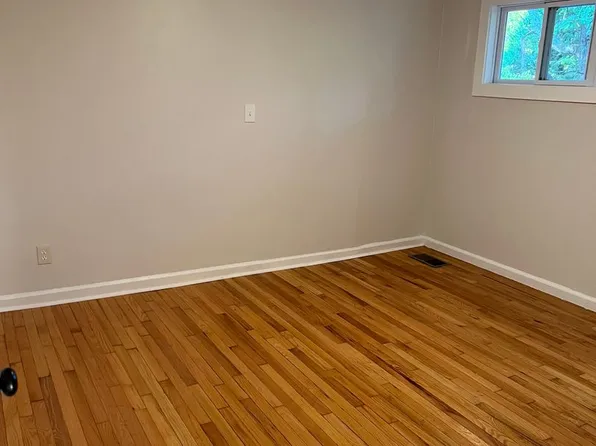 111 Perrin Ave, Rossville, GA 30741
